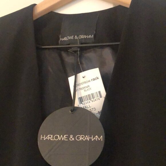 HARLOWE & GRAHAM Ruffle Bell Sleeve Black Blazer - Picture 6 of 10